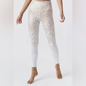 ZYIA Stay Gold Leggings size 6/8